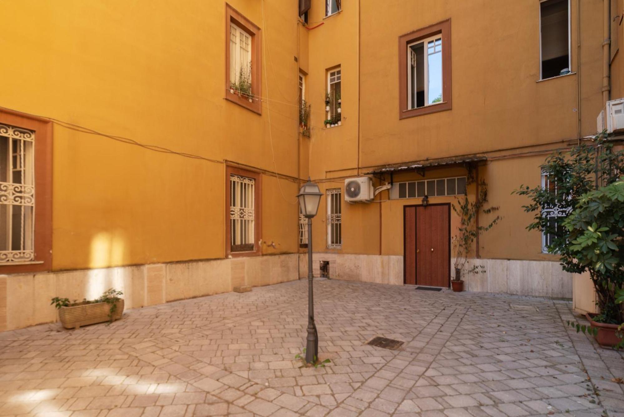 Piazza Nievo A Trastevere Cozy Apartment Rom